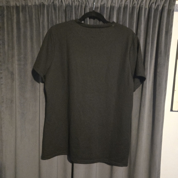 NEW TEE SHIRT size 3xl=18 black with white faux pearls - Picture 3 of 4